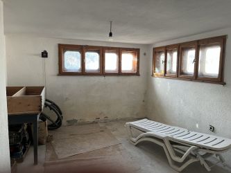 Продава монолитна къща в село Тулово