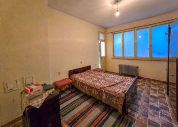 Предлага за продажба къща в село Енина