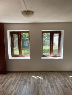 Агенция Елия продава КЪЩА В с.Енина