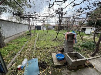 Отдава под наем къща в гр. Крън