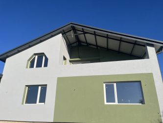 Продава се двуетажна, напълно обновена къща в гр. Крън