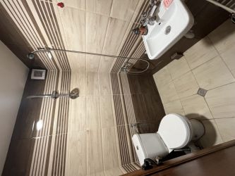 Отдава под наем къща в гр. Крън