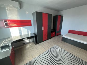 Продава се 3-стаен апартамент в ж.к. Изток, ул. Илинден