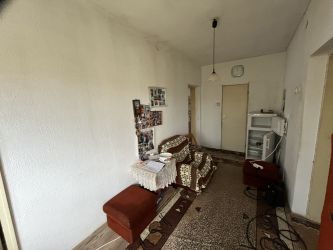 Продава къща в гр.  Мъглиж