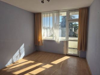 Продава Тристаен апартамент Масивно строителство в гр.Казанлък