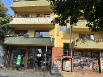 Апартамент  в малка кооперация