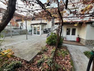 Продава се къща в гр. Мъглиж – отлична семейна имотна възможност!