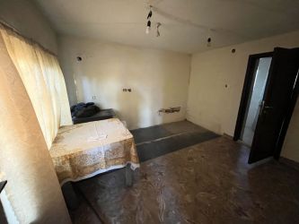 Продава се едноетажна къща в село Черганово