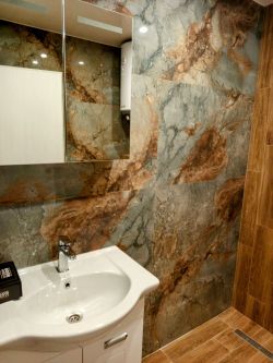 Продава двустаен апартамент с наемател до Културния дом