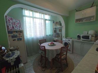 Продавам двустаен Казанлък Изток 2