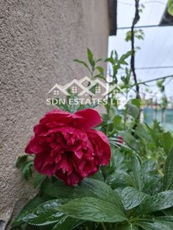 Продава прекрасна къща след освежителен ремонт в гр. Казанлък