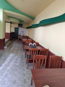 Продава търговско помещение в района на Изложбената зала