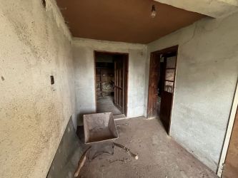 Продавам монолитна къща в град Шипка с отлична локация