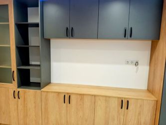 Продава двустаен апартамент с наемател до Културния дом