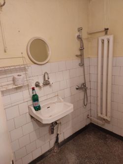 Апартамент под Абаята