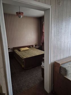 Продава Тристаен апартамент Масивно строителство в гр.Казанлък