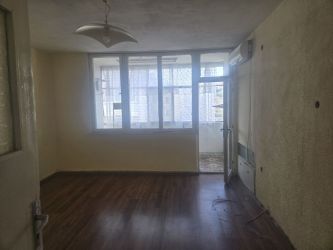 Продава Двустаен апартамент Масивно строителство в гр.Казанлък