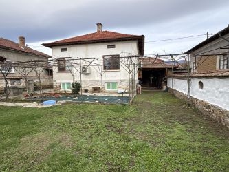 Прекрасна къща за живеене или отдих