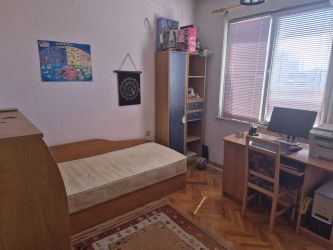 Продава Двустаен апартамент Масивно строителство в гр.Казанлък