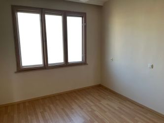 Продава 3-стаен апартамент в района на Изложбената зала,  Казанлък