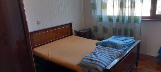 ТРИСТАЕН АПАРТАМЕНT НА УЛ.ТРАКИЯ.