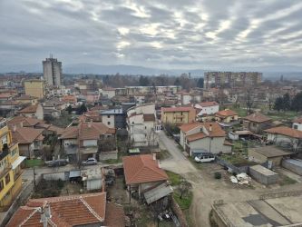 Продава Тристаен апартамент Масивно строителство в гр.Казанлък