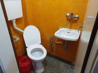 Продава Тристаен апартамент Масивно строителство в гр.Казанлък