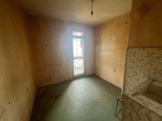 Продава се гарсониера – кв. „Васил Левски“, гр. Казанлък