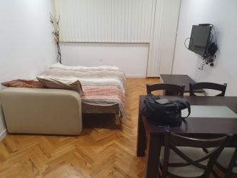 Отдава под наем Тристаен апартамент Тухла в гр.Казанлък