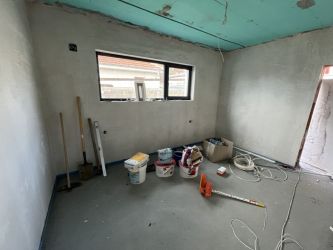 Новопостроена къща на един етаж – с. Енина