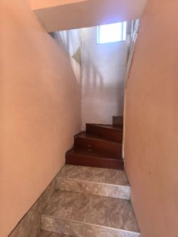 САМОСТОЯТЕЛНА КЪЩА В СЕЛО ДУНАВЦИ 