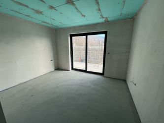 Новопостроена къща на един етаж – с. Енина