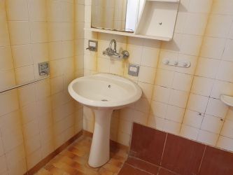 Продава Тристаен апартамент Масивно строителство в гр.Казанлък