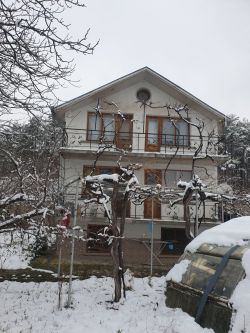 АГЕНЦИЯ ЗА НЕДВ.ИМОТИ ”ЕВРОПА” ПРОДАВА