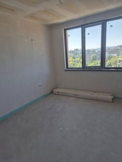 Продава Тристаен апартамент Ново строителство в гр.Казанлък