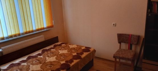 КЪЩА,МАГАЗИН,ОФИСИ СЕВЕРНО ОТ РОЗАРИУМА.