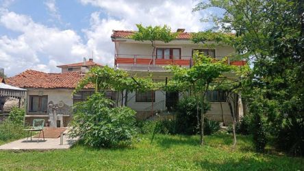 Продава монолитна къща в село Черганово