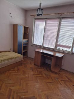 Продава Двустаен апартамент Масивно строителство в гр.Казанлък