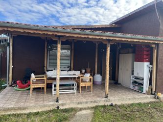 Продава се нова къща в близко до Казанлък село - отлично семейно предложение