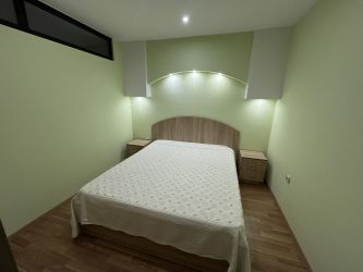 Отдава под наем тристаен апартамент в кв. Васил Левски