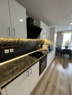 Продава се нова къща в близко до Казанлък село - отлично семейно предложение