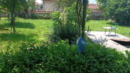 Продава монолитна къща в село Черганово