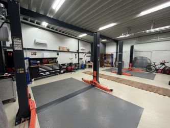 ОТДАВА СЕ ПОД НАЕМ НОВОПОСТРОЕН И НАПЪЛНО ОБОРУДВАН АВТОСЕРВИЗ – ГР. КАЗАНЛЪК