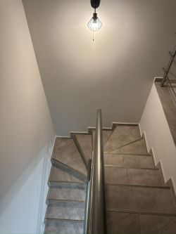 Невероятен напълно обзаведен мезонет с асансьор, 200 кв.м., Казанлък