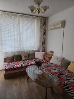 Продава Тристаен апартамент Масивно строителство в гр.Казанлък