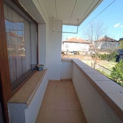 ЧЕТИРИСТАЕН АПАРТАМЕНТ В ШИРОК ЦЕНТЪР