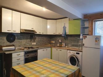 Продава Къща Тухла в гр.Казанлък