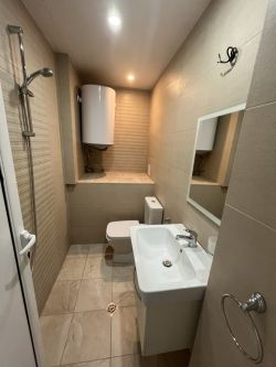 Отдава под наем двустаен апартамент в гр. Казанлък под АнтимИмоти Казанлък