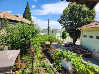 Продава Къща Масивно строителство в гр.Казанлък