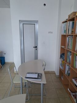 Офис под наем в района на Лидл, гр. Казанлък